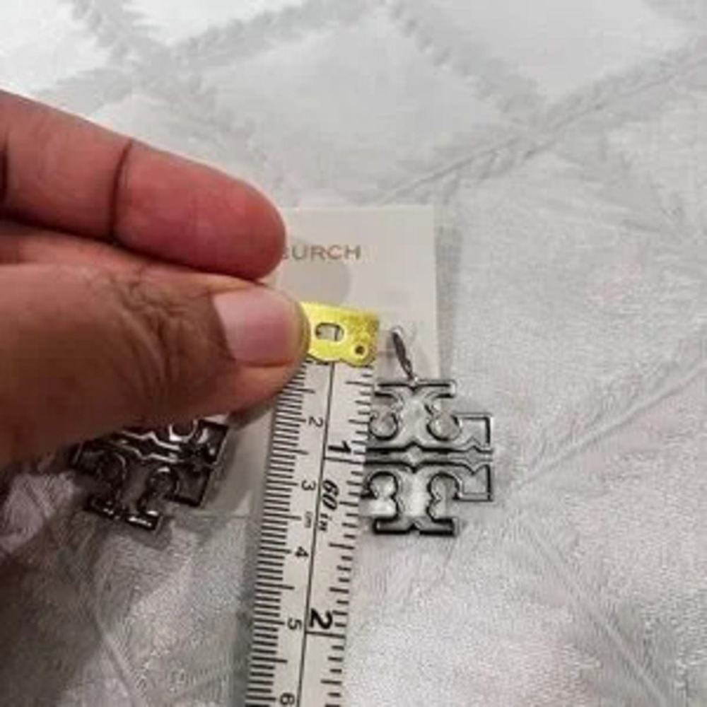 TORY BURCH Roxanne Chain‎ Bracelet - Picture 5 of 10